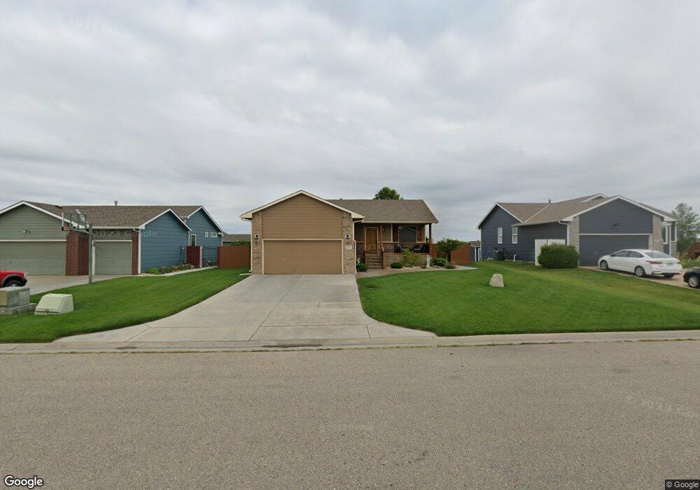 1907 N Country Walk Ln, Mulvane, KS 67110 - photo 1