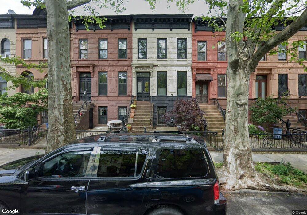 633 Macdonough St unit 1, Brooklyn, NY 11233 - photo 1