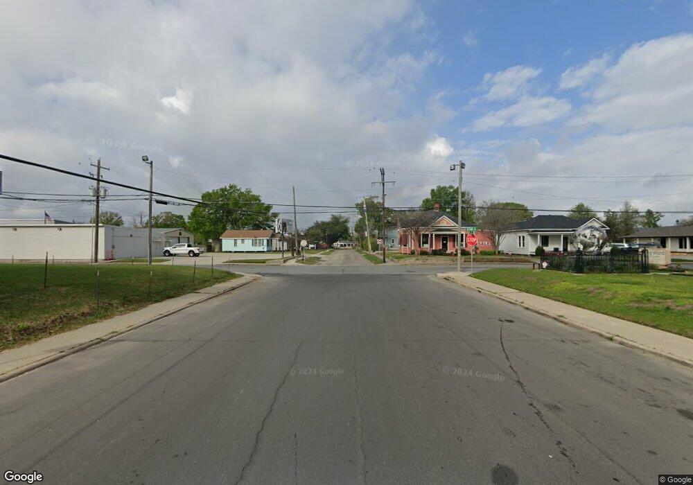 322 E Jefferson E, Lake Charles, LA - photo 1