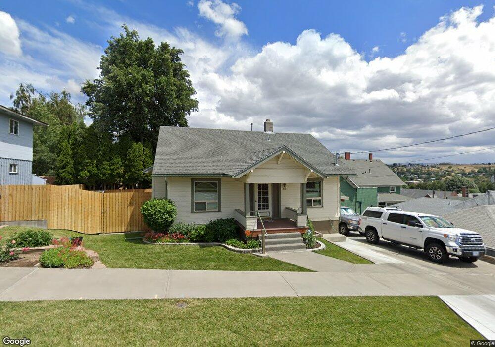 312 NW 10th St, Pendleton, OR 97801 - photo 1