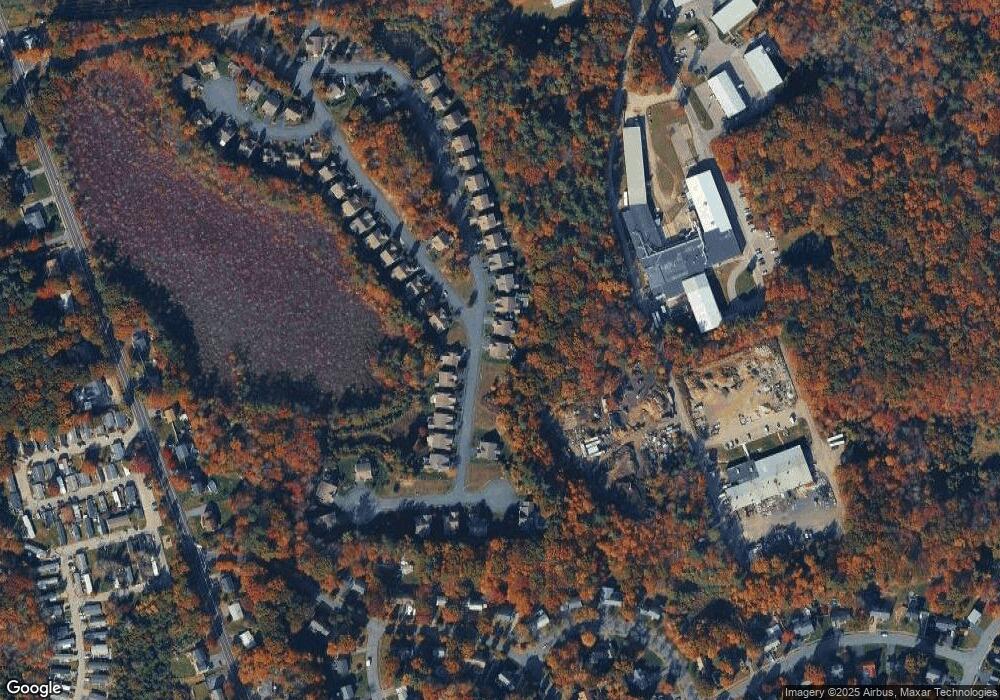 32 Beechwood Ln, Rockland, MA 02370 - photo 1