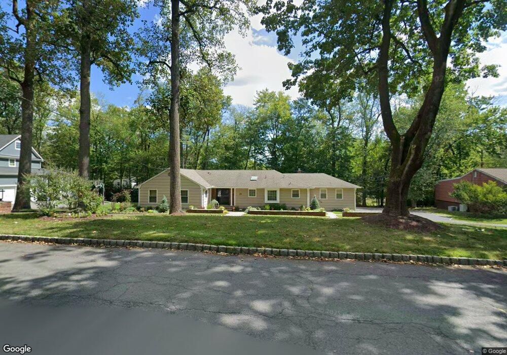 24 Bonnyview Dr, Livingston, NJ 07039 - photo 1