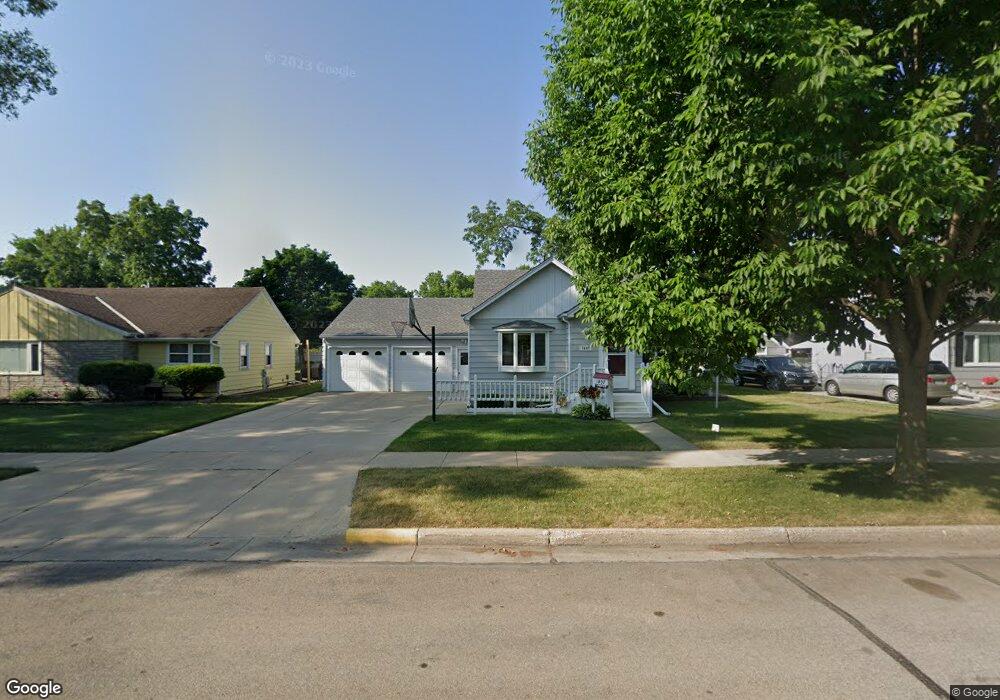 1407 2nd Ave SW, Austin, MN 55912 - photo 1