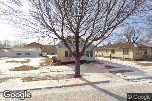 211 E Minnesota Ave, George, IA 51237