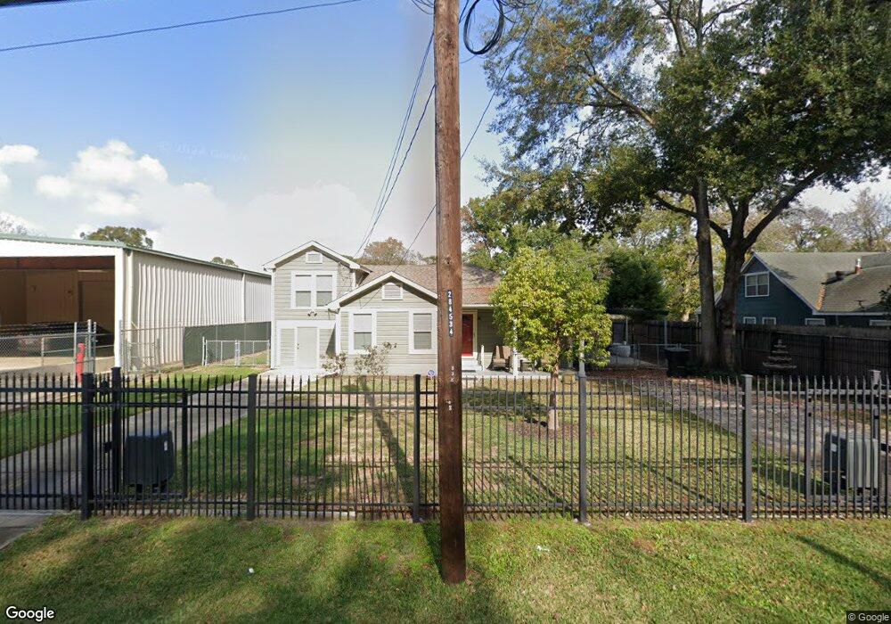 832 Curtin St, Houston, TX 77018 - photo 1
