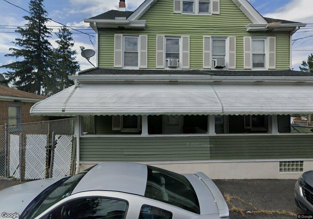 623 W 3rd St, Hazleton, PA 18201 - photo 1