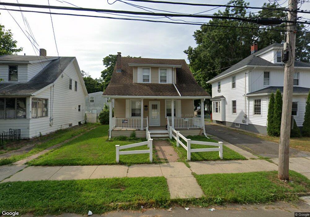 258 Blohm St, West Haven, CT 06516 - photo 1