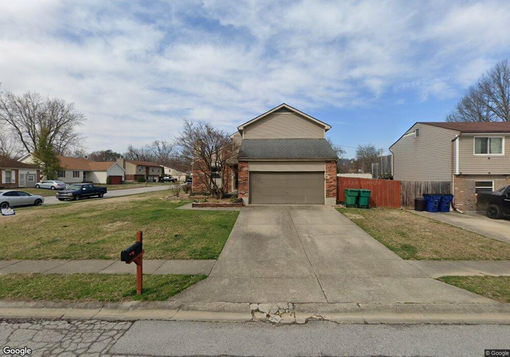 202 Chester Dr, New Albany, IN 47150 - photo 1