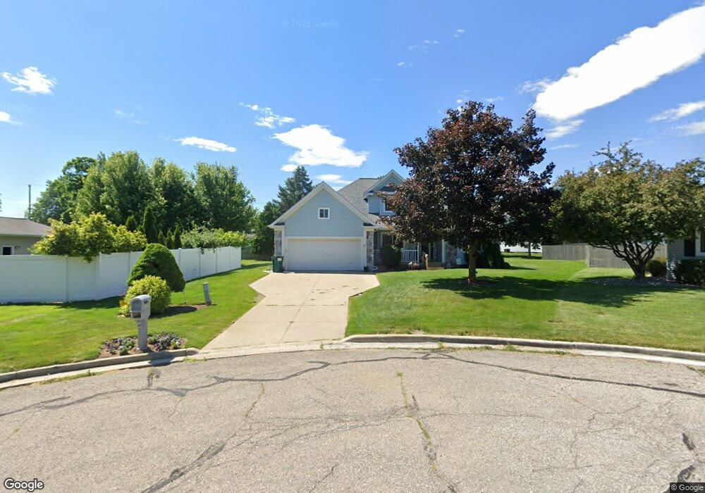 1021 Wood Ct, Owosso, MI 48867 - photo 1