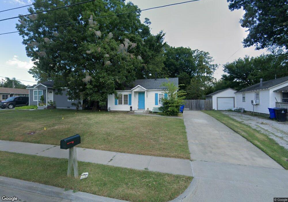 517 N Cedar Ave, Broken Arrow, OK 74012 - photo 1