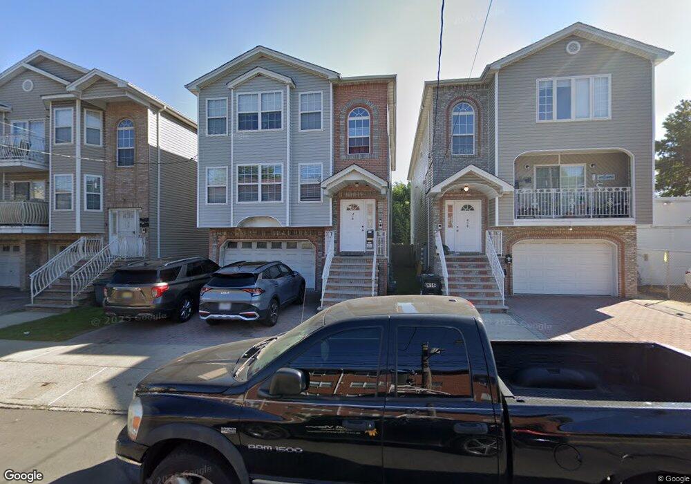 412 W Grand St, Elizabeth, NJ 07202 - photo 1