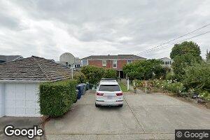 5 SW Three Tree Point Ln, Seattle, WA 98166