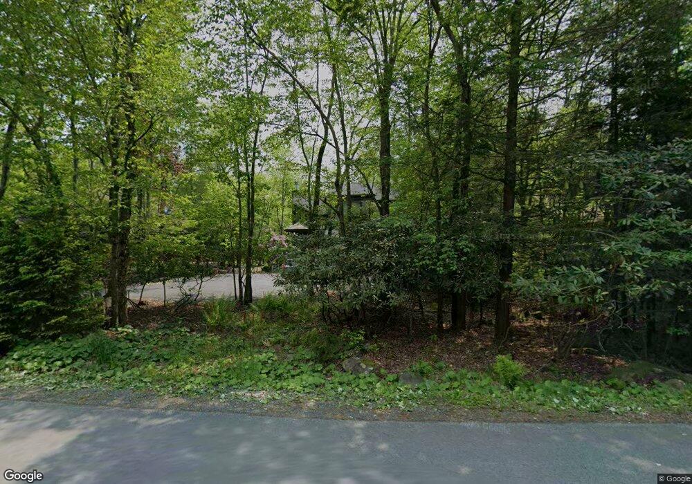 6120 Lakeview Dr, Pocono Pines, PA 18350 - photo 1