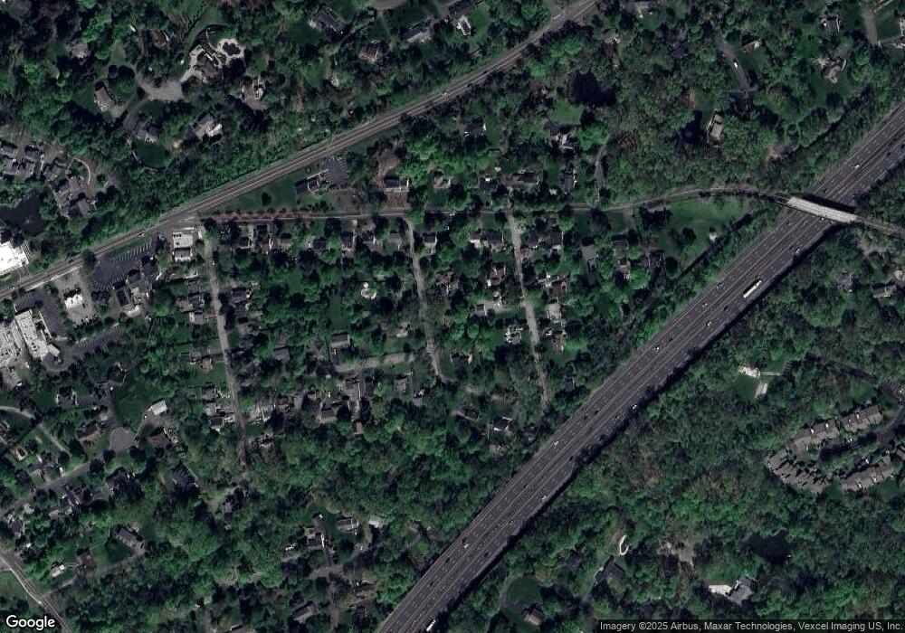 14 Cottage St, Basking Ridge, NJ 07920 - photo 1