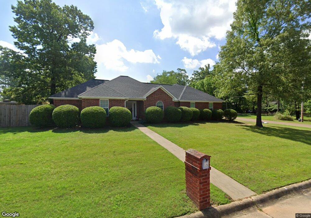 24 White Oak Ln, Wake Village, TX 75501 - photo 1