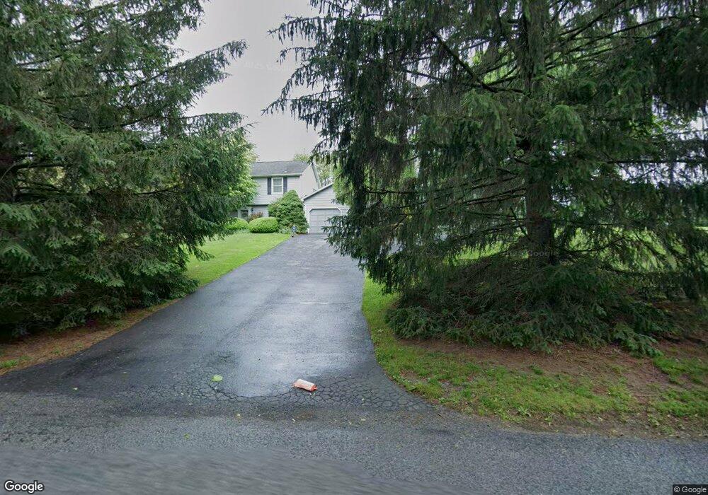 5175 Geissinger Rd, Zionsville, PA 18092 - photo 1