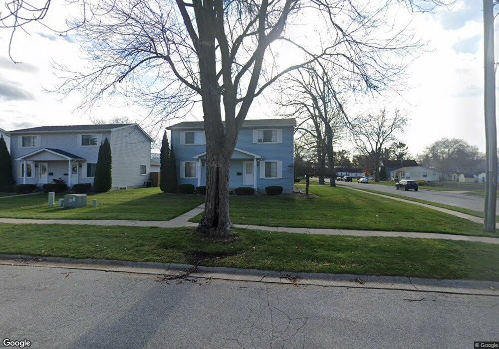 820 Riverview St, Port Huron, MI 48060 - photo 1