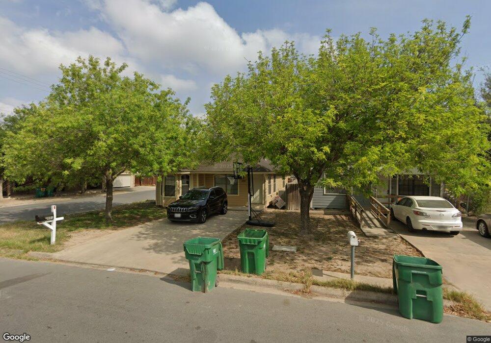 901 E Hawk Ave, Pharr, TX 78577 - photo 1