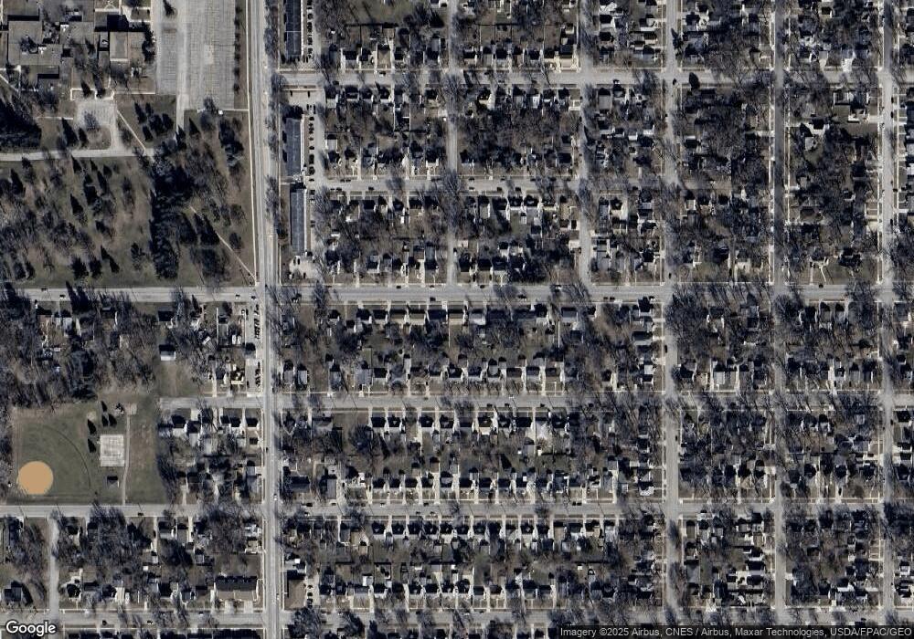 1311 8th Ave NW, Austin, MN 55912 - photo 1