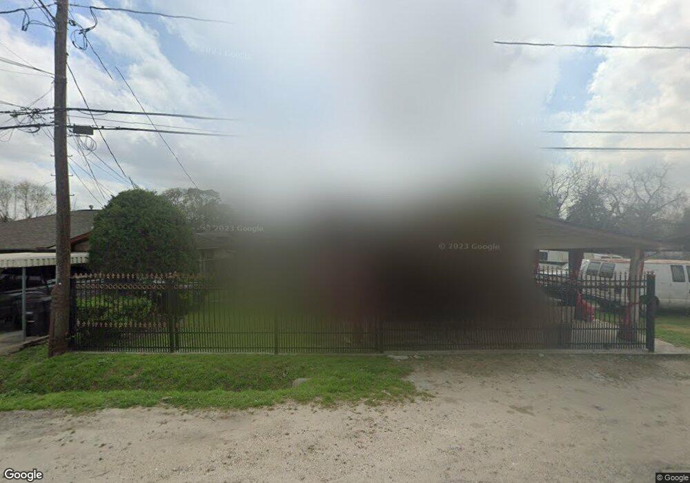 230 De Boll St, Houston, TX 77022 - photo 1