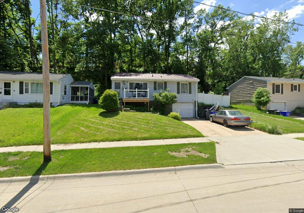 3645 14th Ave SE, Cedar Rapids, IA 52403 - photo 1