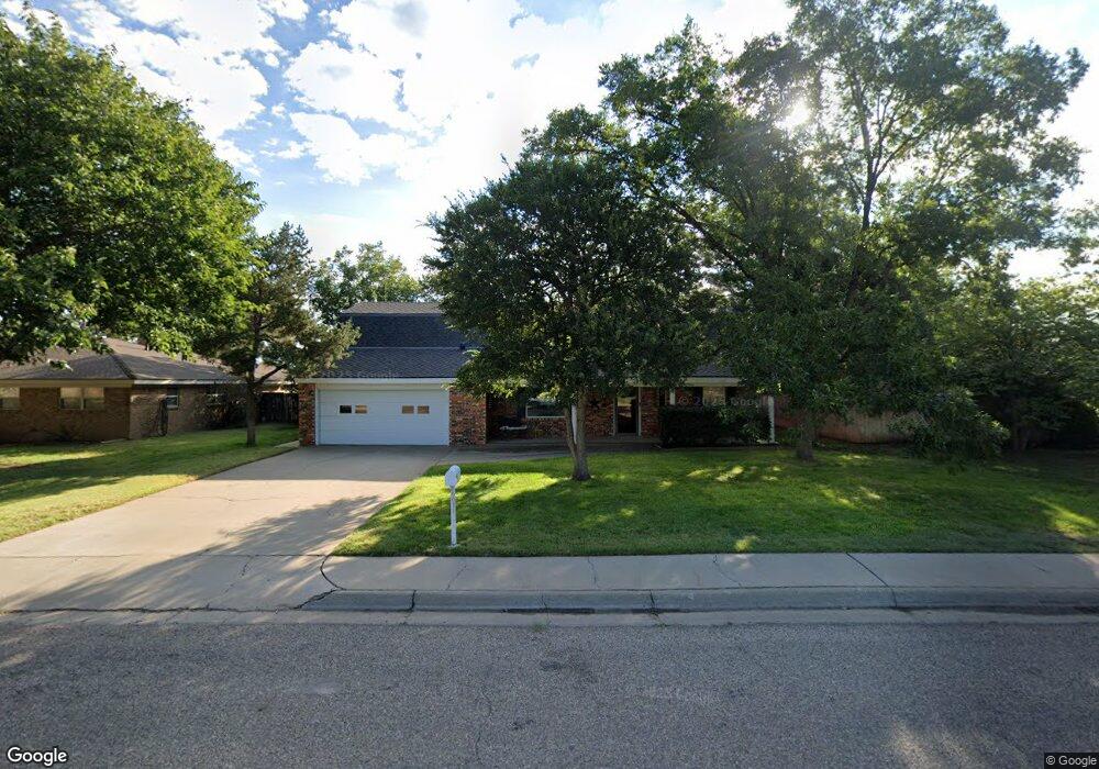 721 Phillips Dr, Dumas, TX 79029 - photo 1