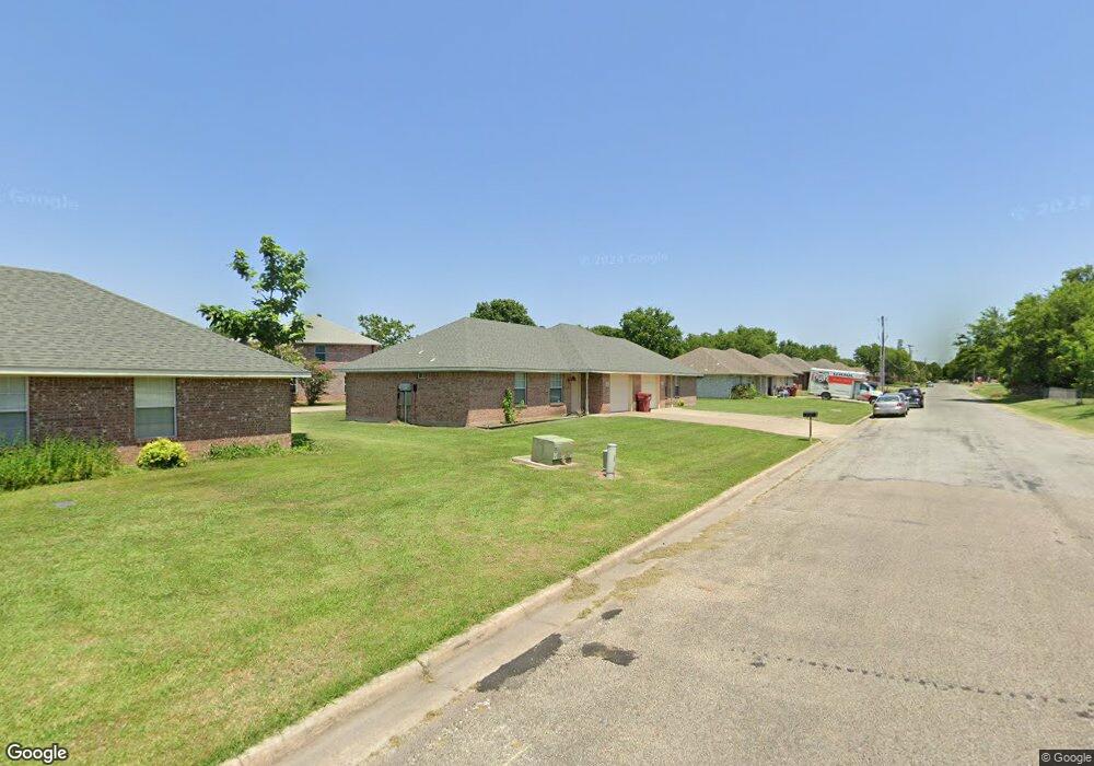 2105 Albert Broadfoot St unit 2107, Bonham, TX 75418 - photo 1