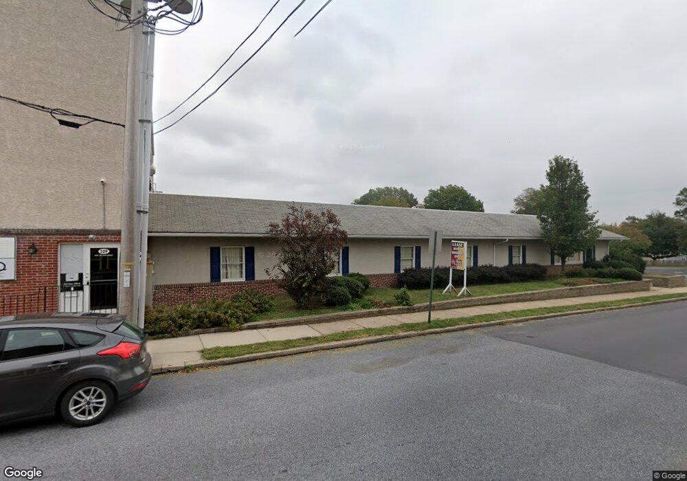 123 S Jefferson St, Boyertown, PA 19512 - photo 1