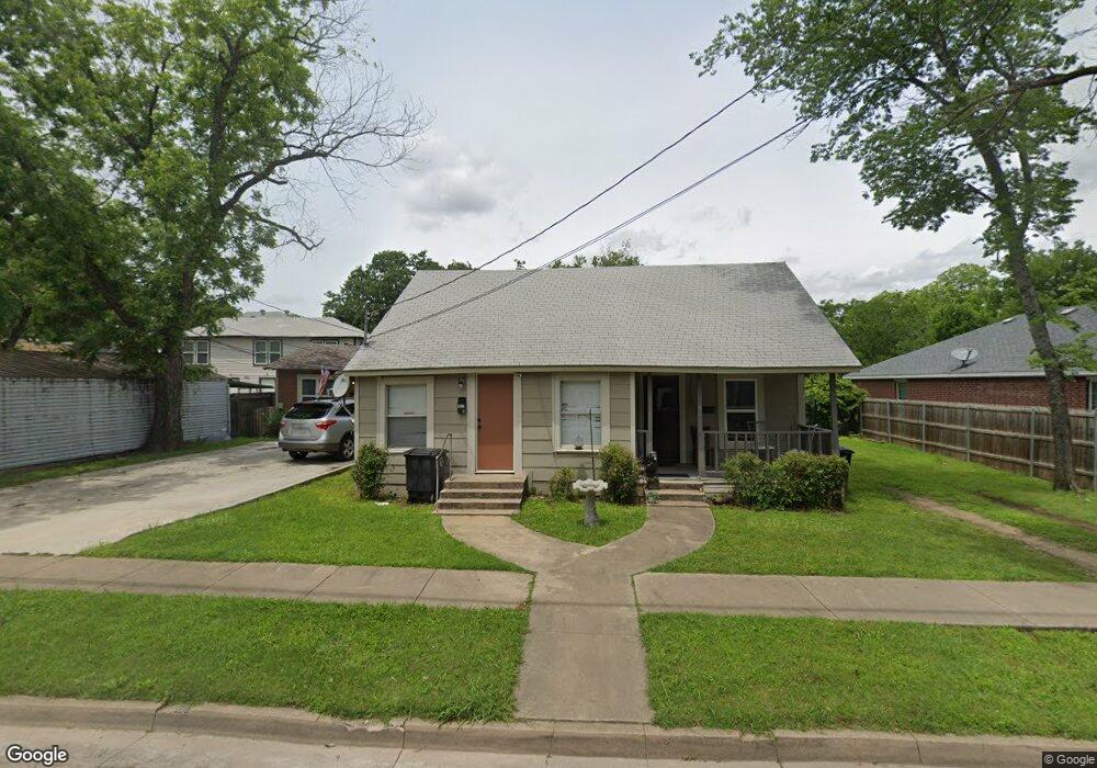 297 E Willingham St, Cleburne, TX 76031 - photo 1