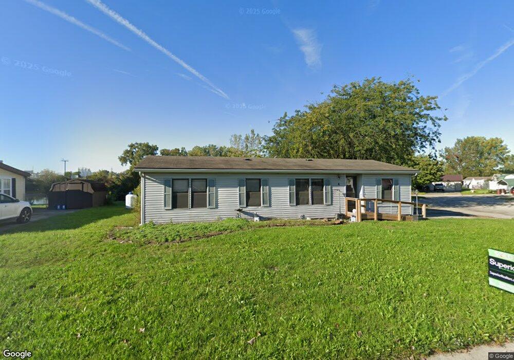 13 Eastlake Dr, Wapakoneta, OH 45895 - photo 1