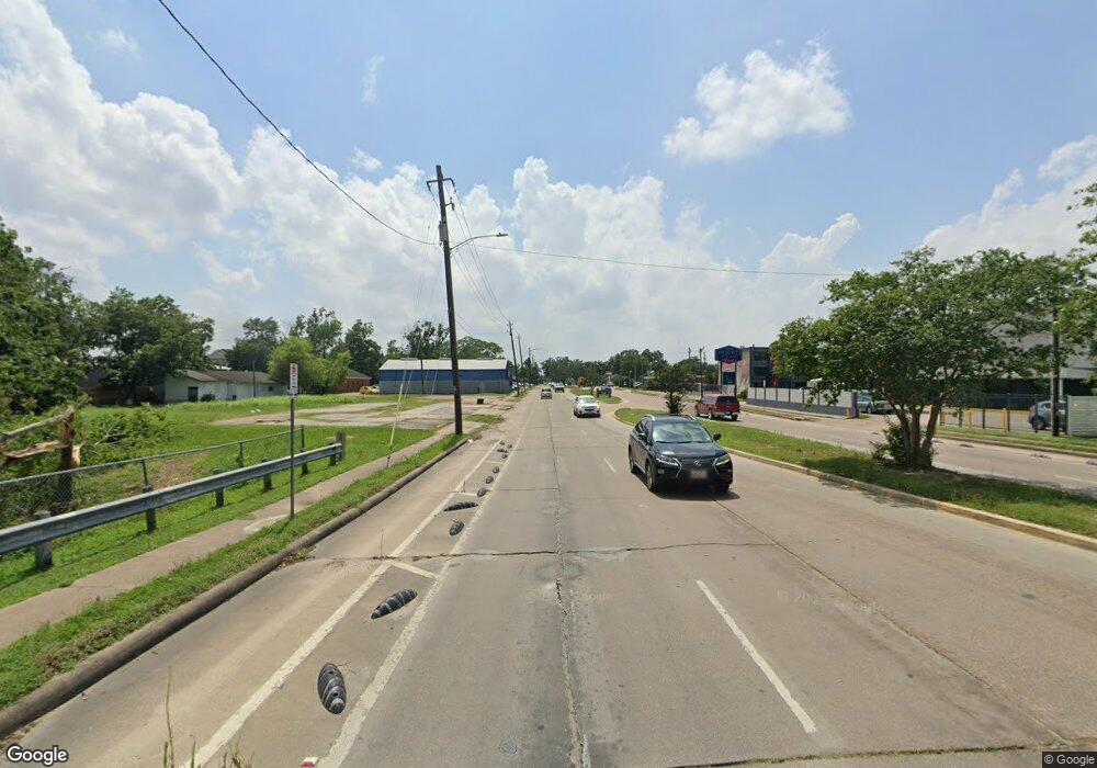 706 W Cavalcade St, Houston, TX 77009 - photo 1