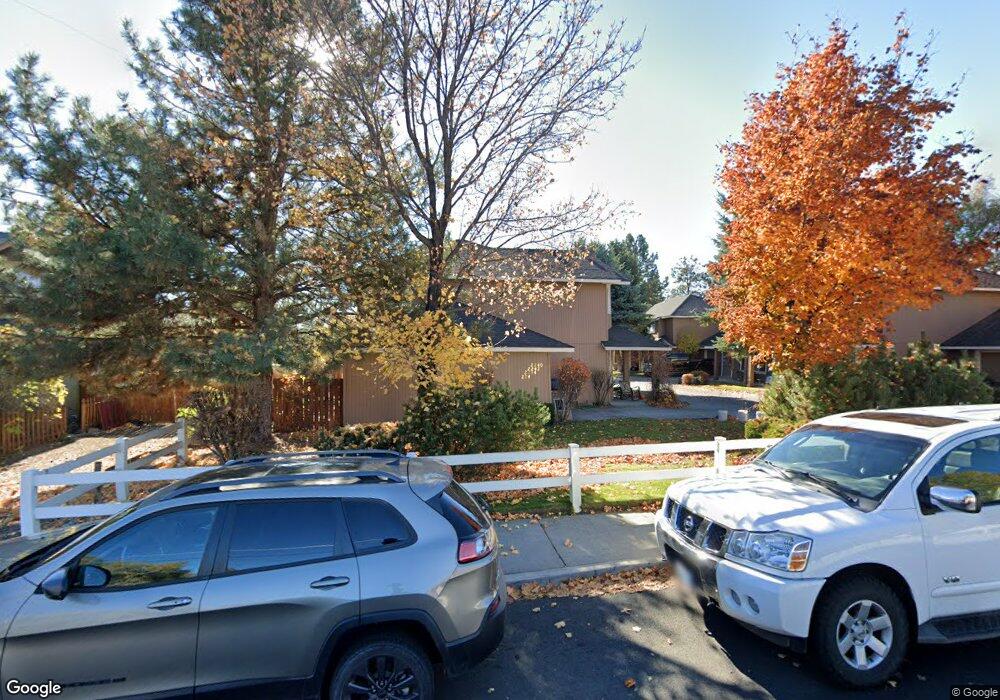 2240 SW Umatilla Ave, Redmond, OR 97756 - photo 1