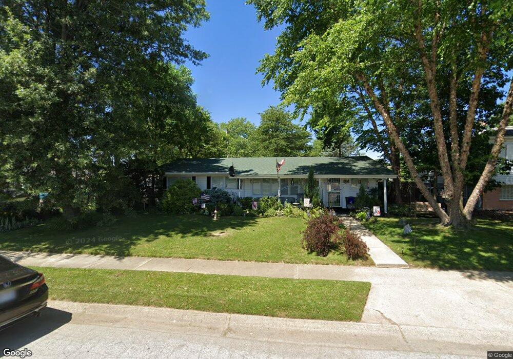 890 Longfellow Ln, Plainfield, IN 46168 - photo 1