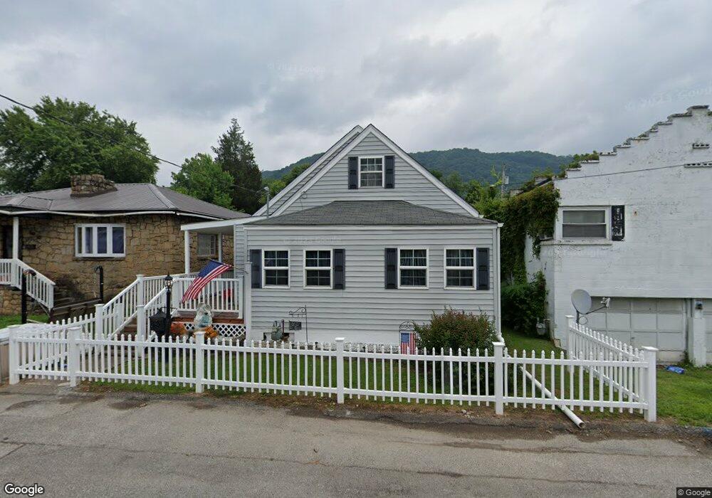 9008 California Ave, Charleston, WV 25315 - photo 1