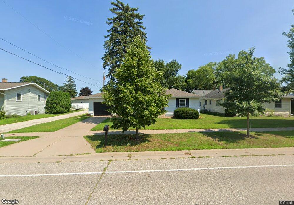 811 Elm St S unit 811, La Crescent, WI 55947 - photo 1