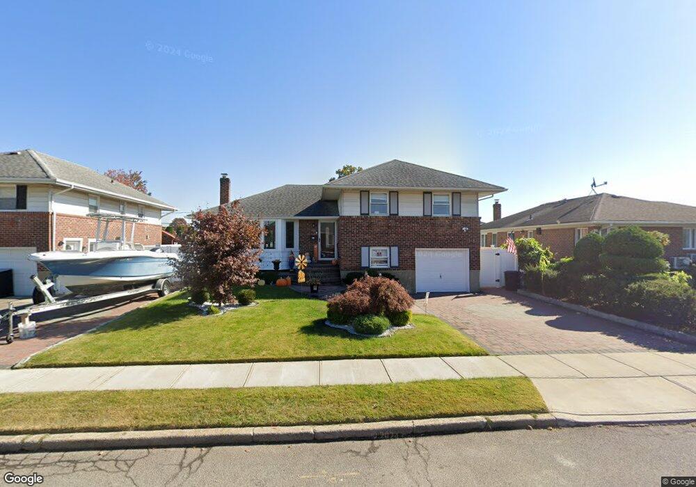 120 Miriam St, Bethpage, NY 11714 - photo 1