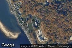 46 Shore Rd, Cold Spring Harbor, NY 11724