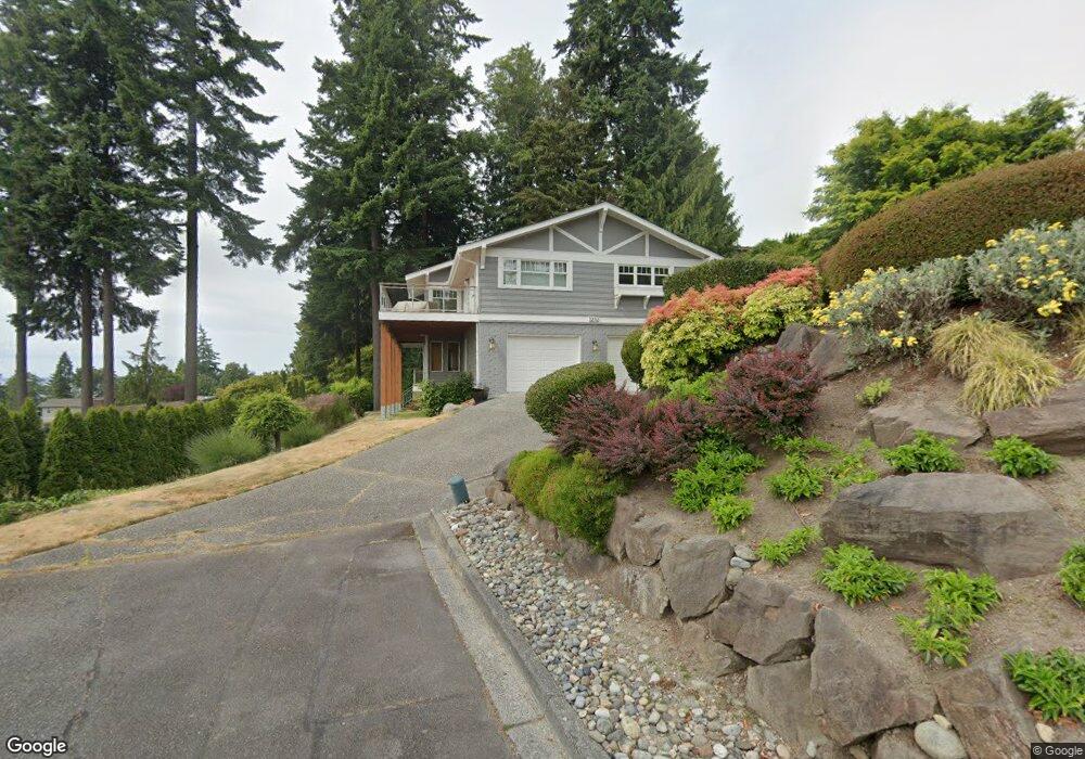 1232 Highland Dr, Edmonds, WA 98020 - photo 1