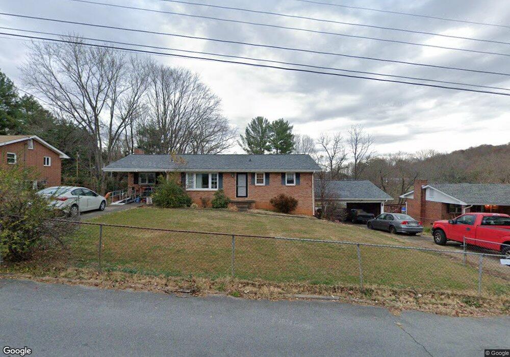 1503 Valley View Dr, Johnson City, TN 37601 - photo 1