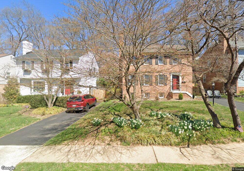 6742 Baron Rd, McLean, VA 22101 - photo 1