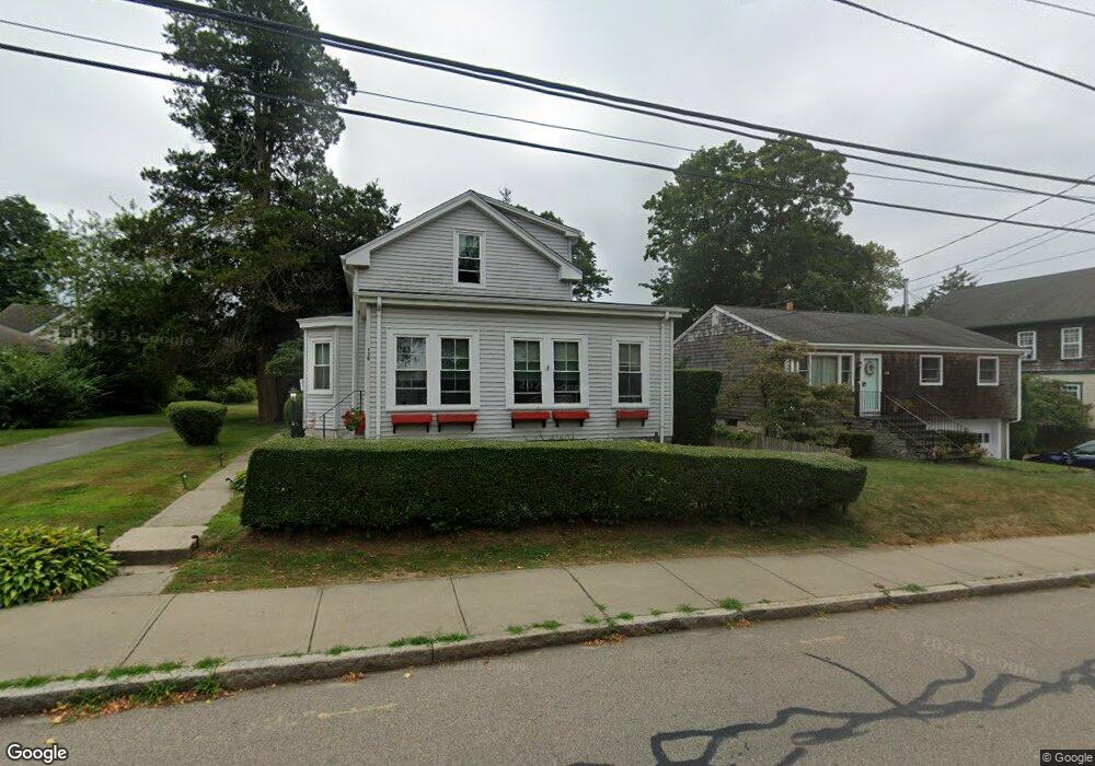 139 Van Zandt Ave, Newport, RI 02840 - photo 1