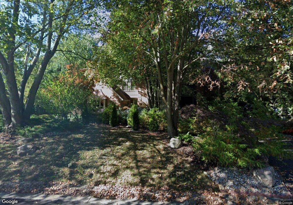 4679 Ravine Dr, Bloomfield Hills, MI 48301 - photo 1