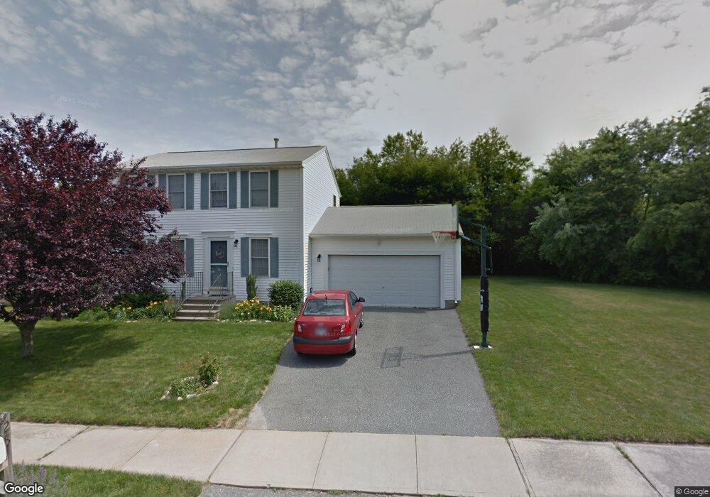 28 Sweet Allen Farm Rd, Wakefield, RI 02879 - photo 1