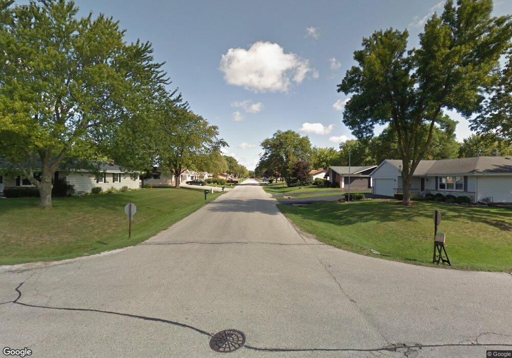 13586 W S68 Bristlecone Ln, Muskego, WI 53150 - photo 1