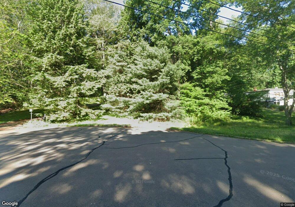 27 Pine Tree Dr, Branford, CT 06405 - photo 1