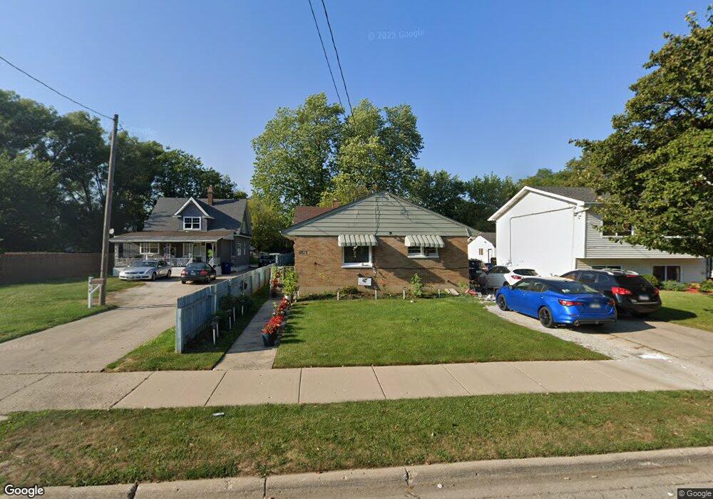 1610 10th St, Waukegan, IL 60085 - photo 1