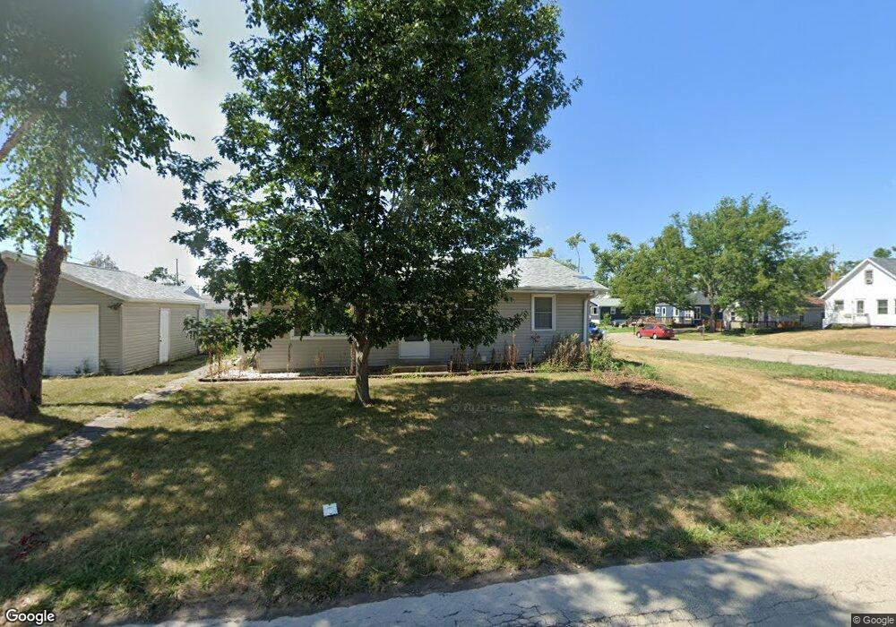 1301 21st Ave SW, Cedar Rapids, IA 52404 - photo 1