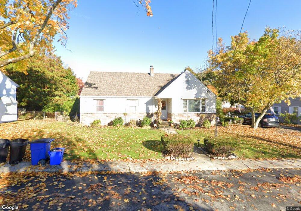 7 Derby Ave, Johnston, RI 02919 - photo 1