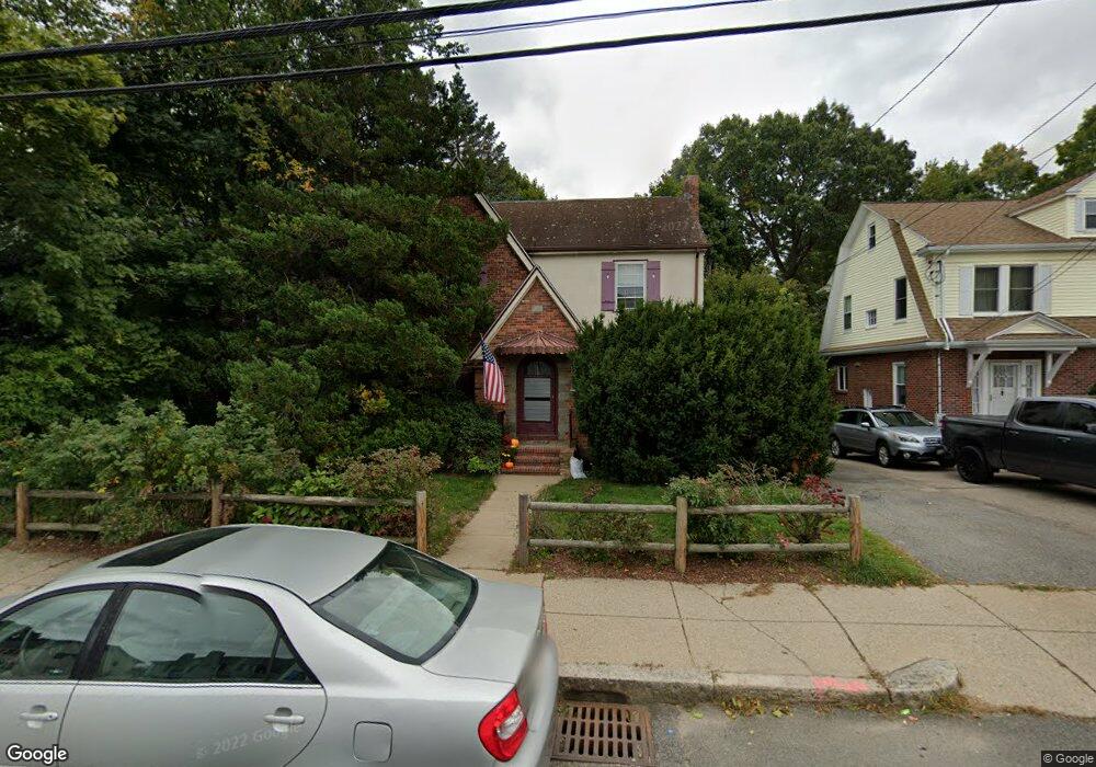 210 Weld St, West Roxbury, MA 02132 - photo 1