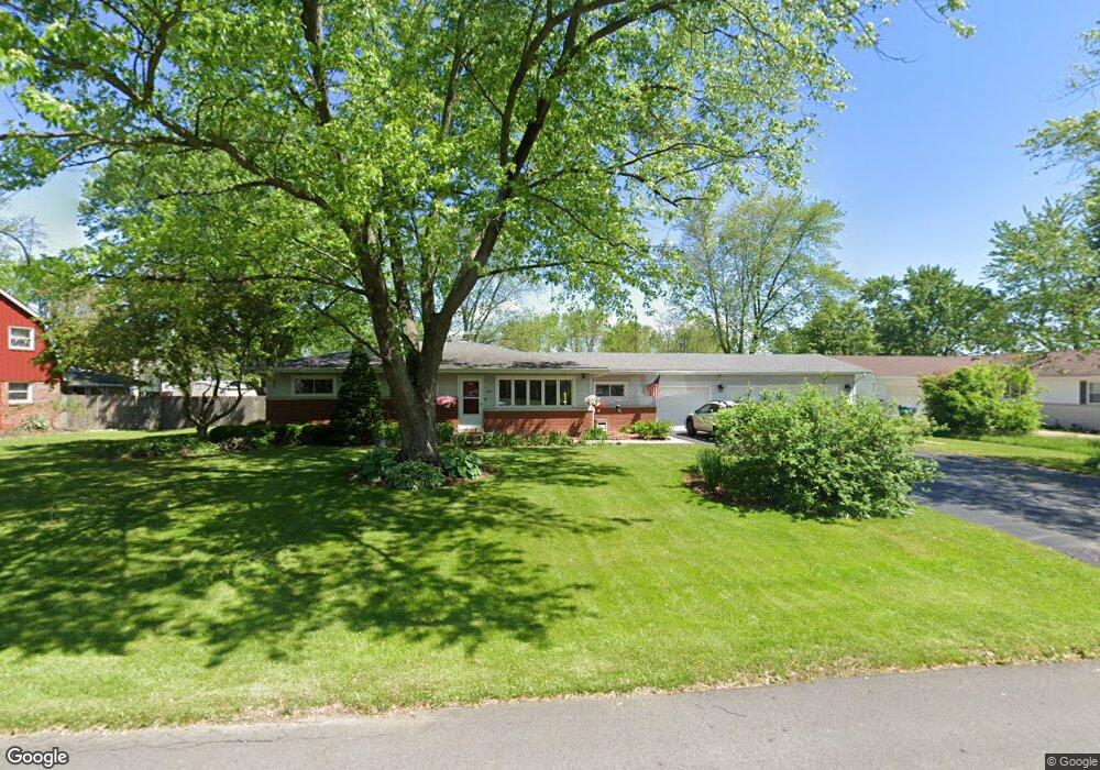 540 Sherwood Dr, Crown Point, IN 46307 - photo 1